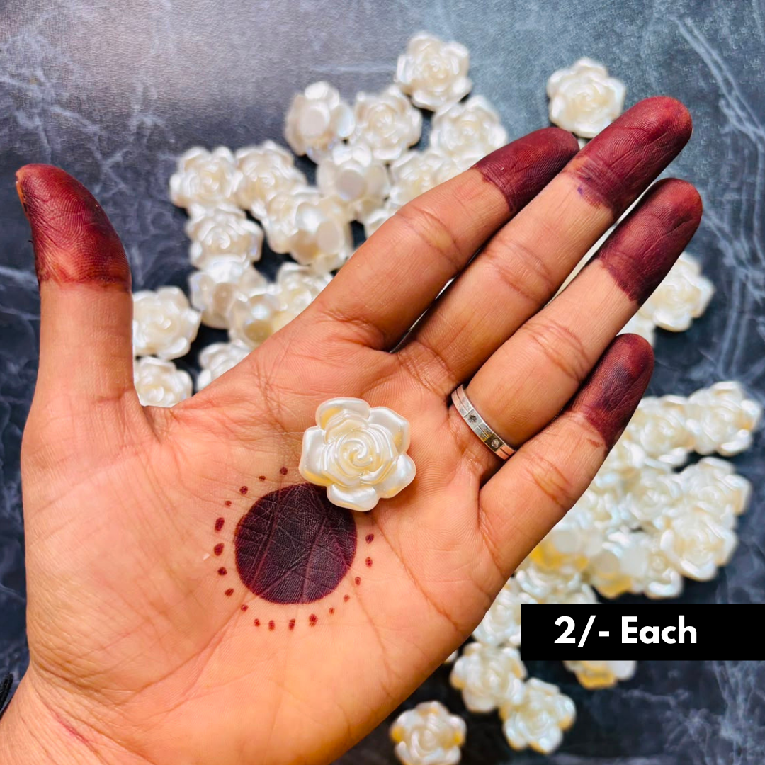 White Plastic Flower For Resin Decor