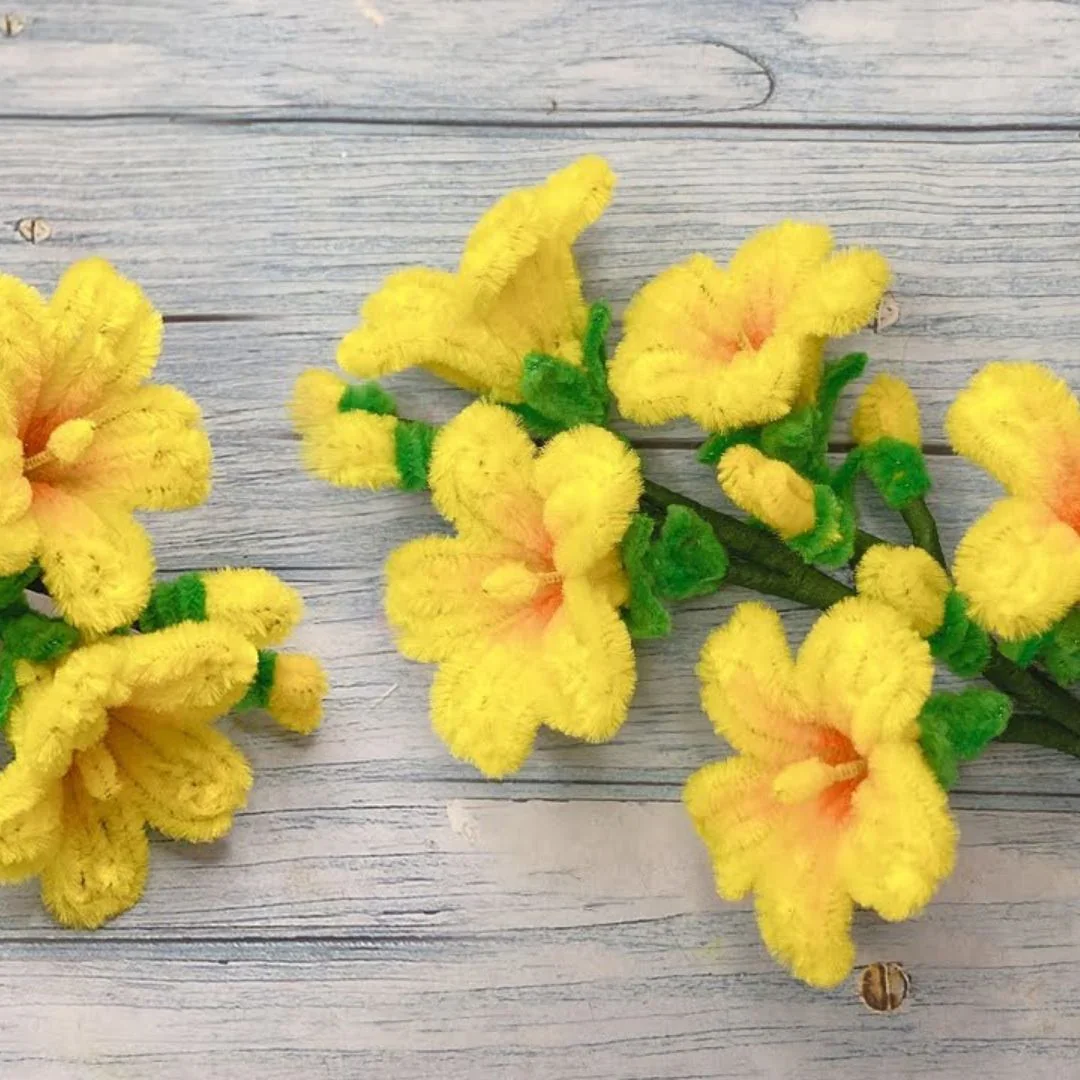 Yellow Mono Color Pipe Cleaner