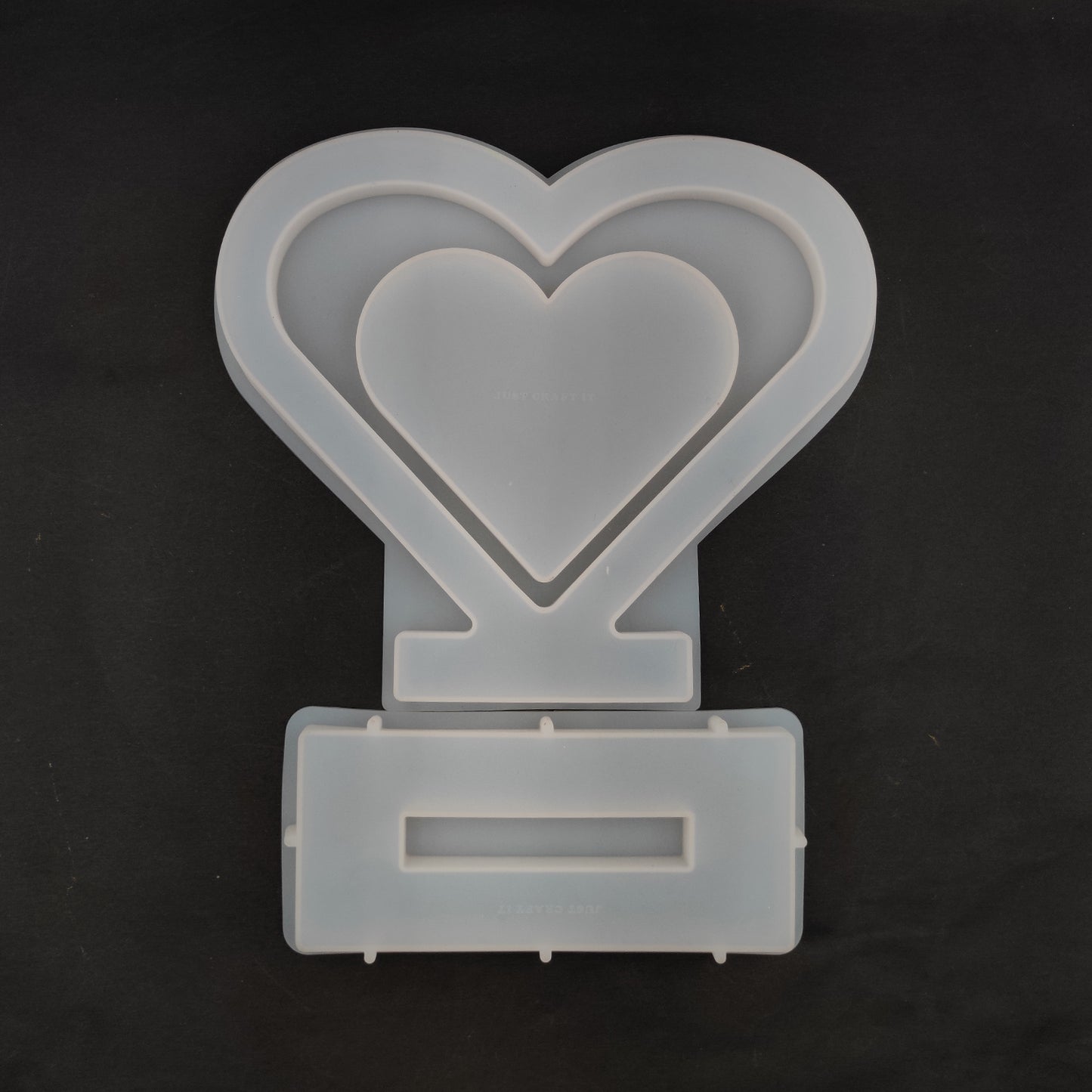 Centre Hanging Heart PhotoFrame Making Silicone Mould